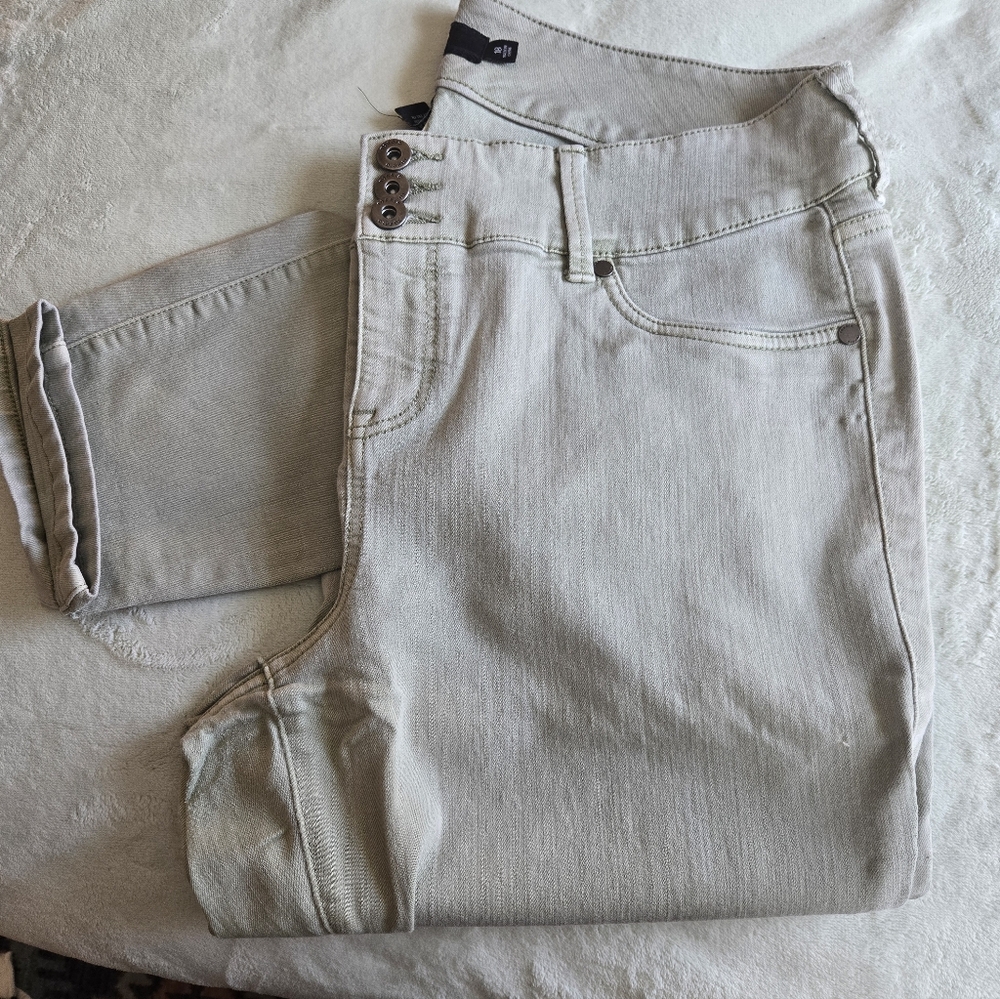 Torrid Light Green Jeggings